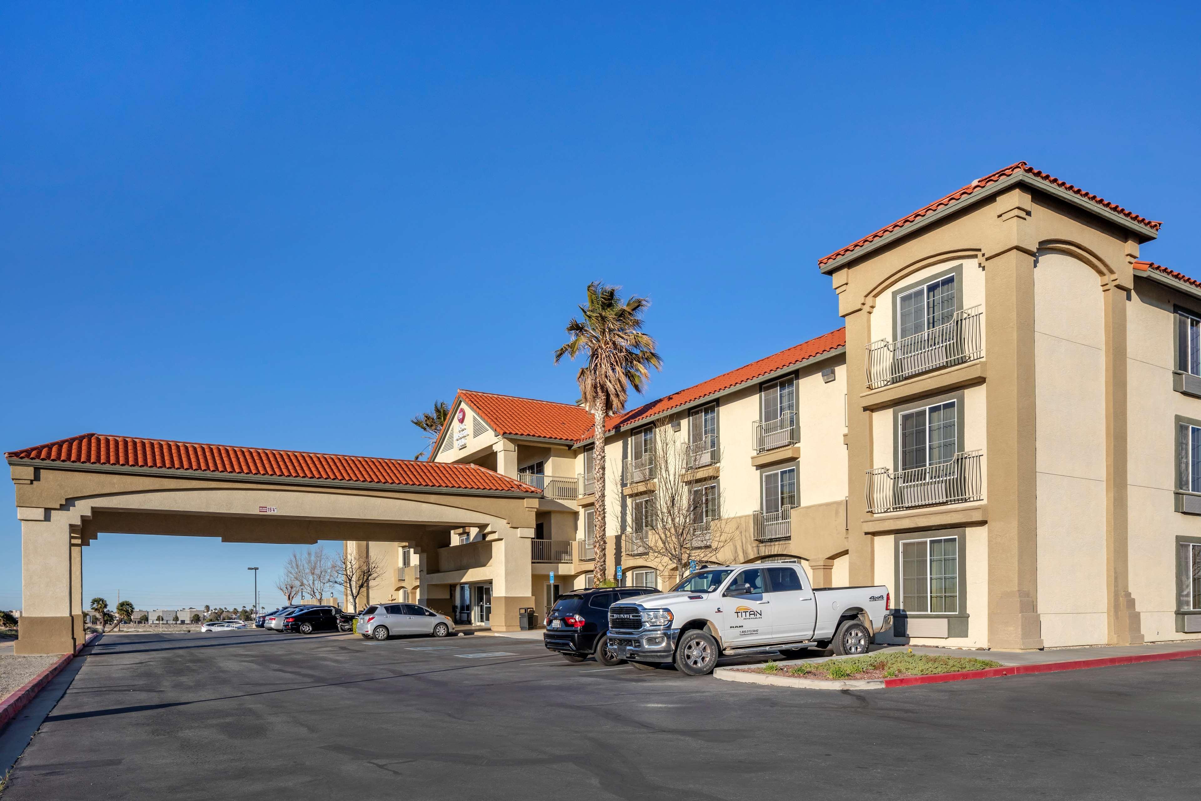 Best Western Plus John Jay Inn & Suites Palmdale Exteriér fotografie